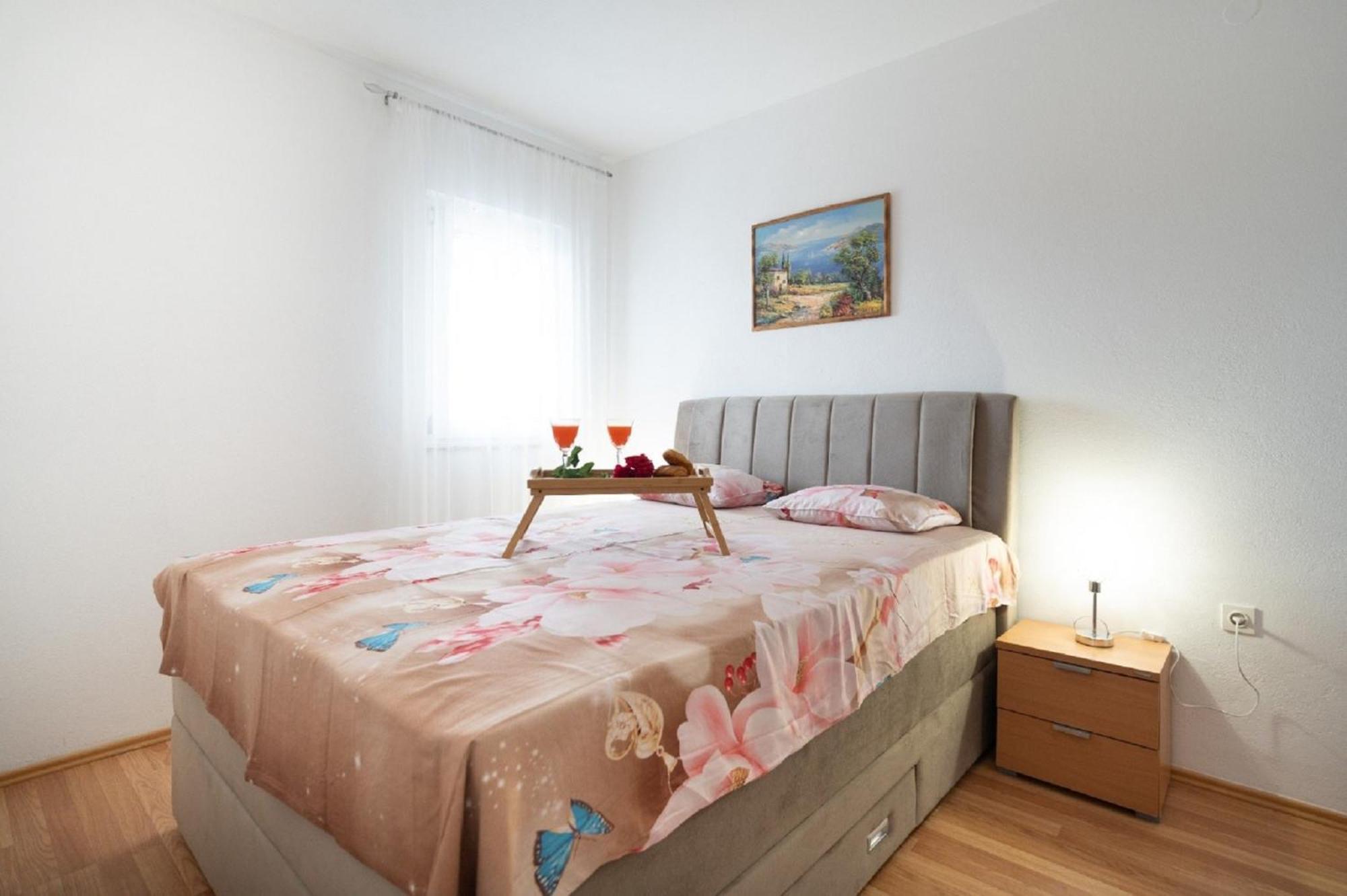 Apartments Milic Gornji Karin Exterior foto